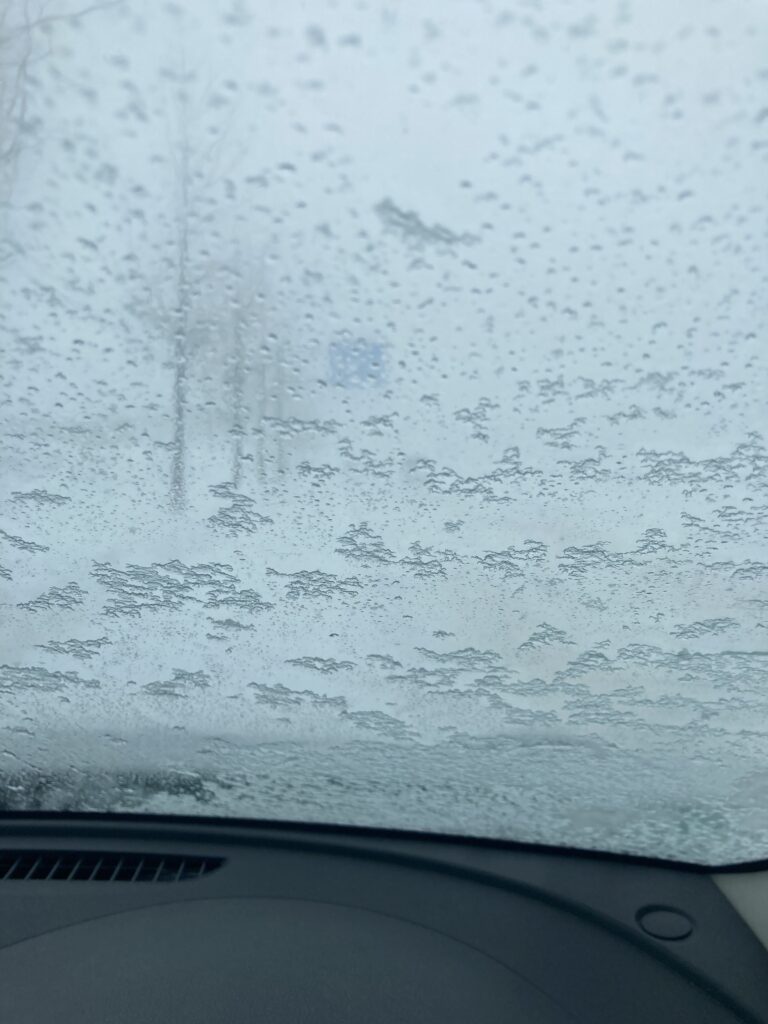 ホワイトアウトしている画像